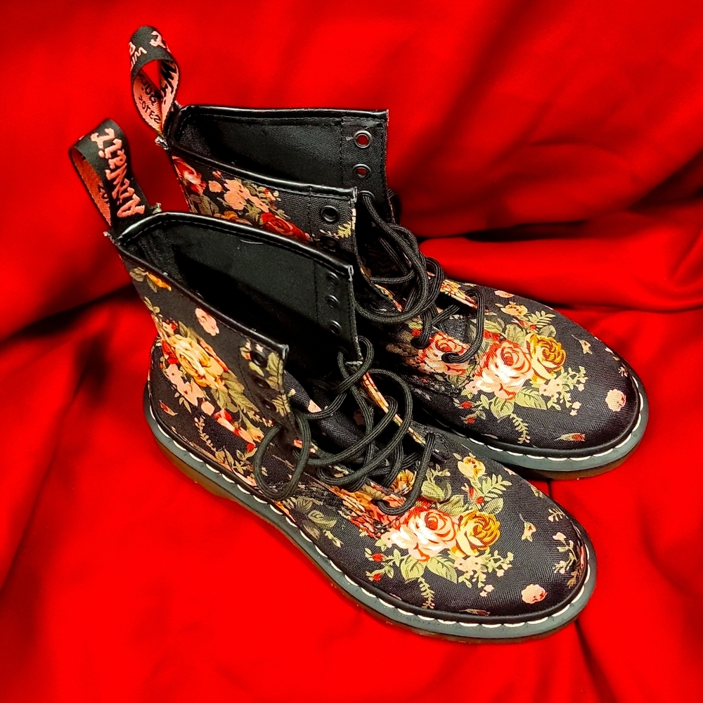 Dr Martens Air Wair Floral Combat Boots
